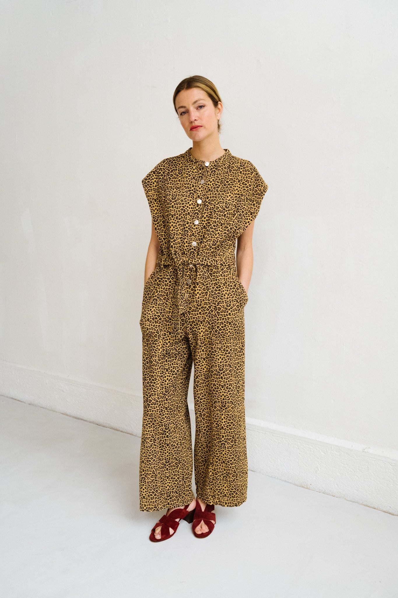 Combinaison pantalon coupe droite manches courtes imprimé Leopard Scheila Frnch Lyon Bonny