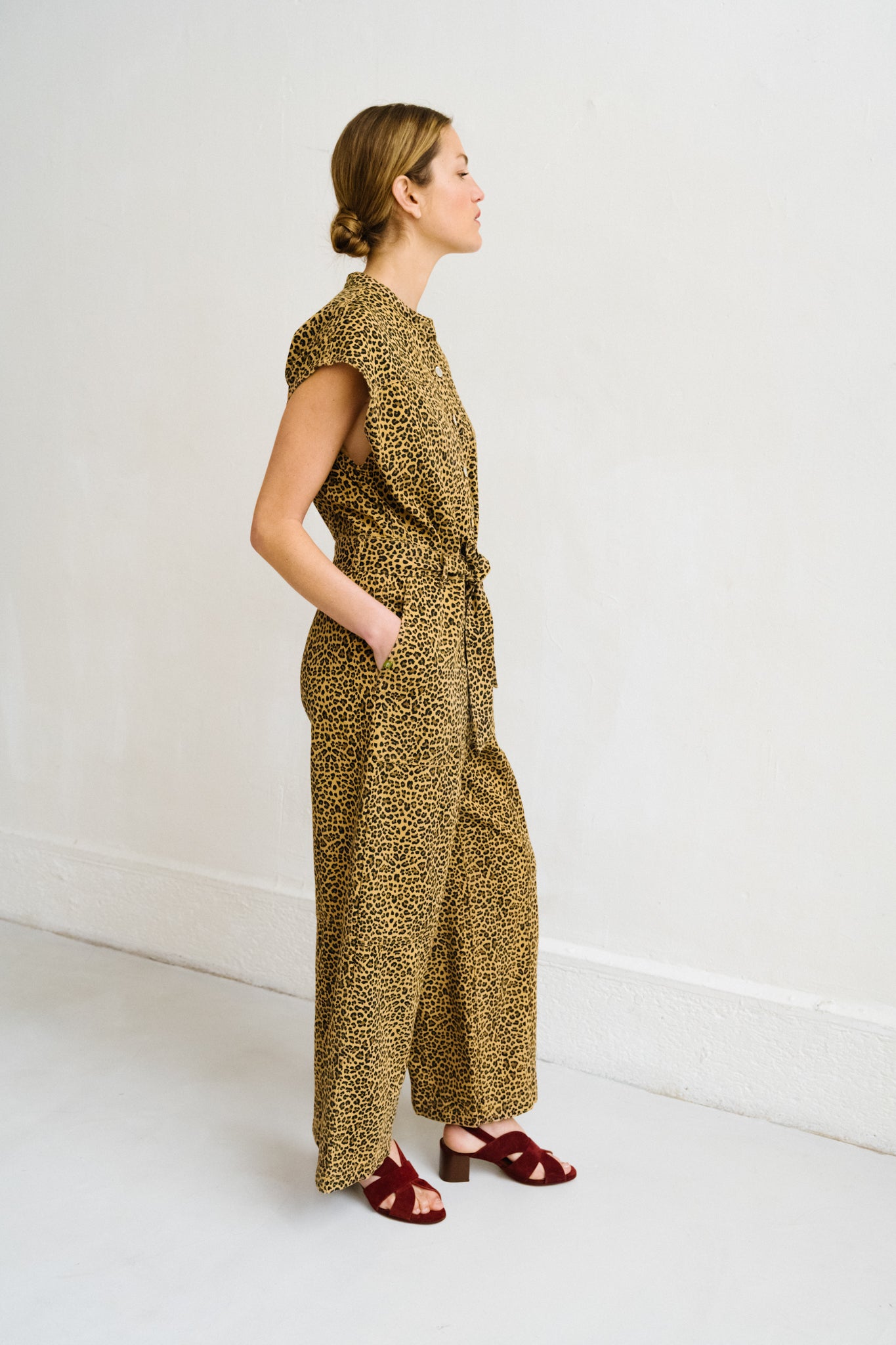 Combinaison pantalon coupe droite manches courtes imprimé Leopard Scheila Frnch Lyon Bonny