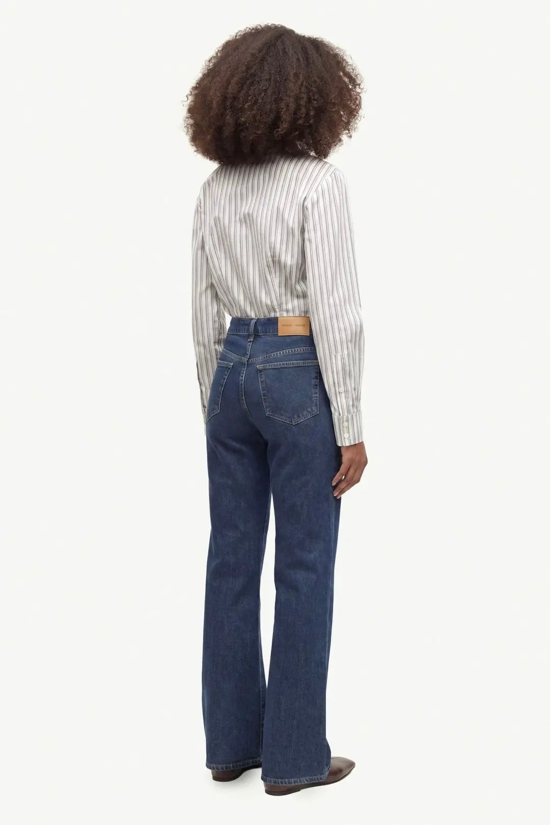 Jeans bleu medium coupe bootcut taille haute coton organique Samsøe -- Bonny Lyon