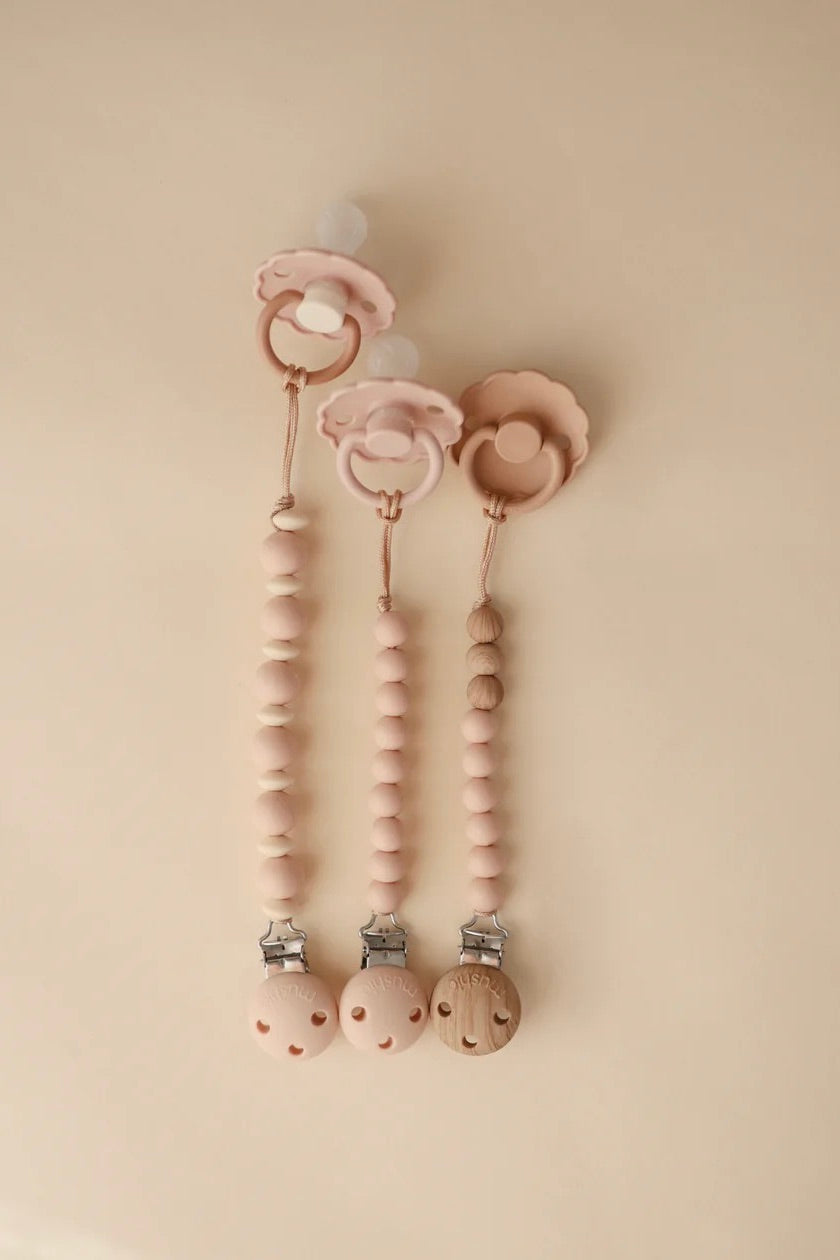 Attache Tétine Hera