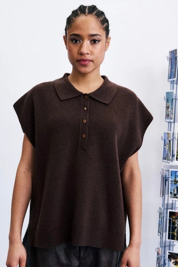 Pull polo sans manche marron coupe ample carré Frnch Minthe -- Bonny lyon