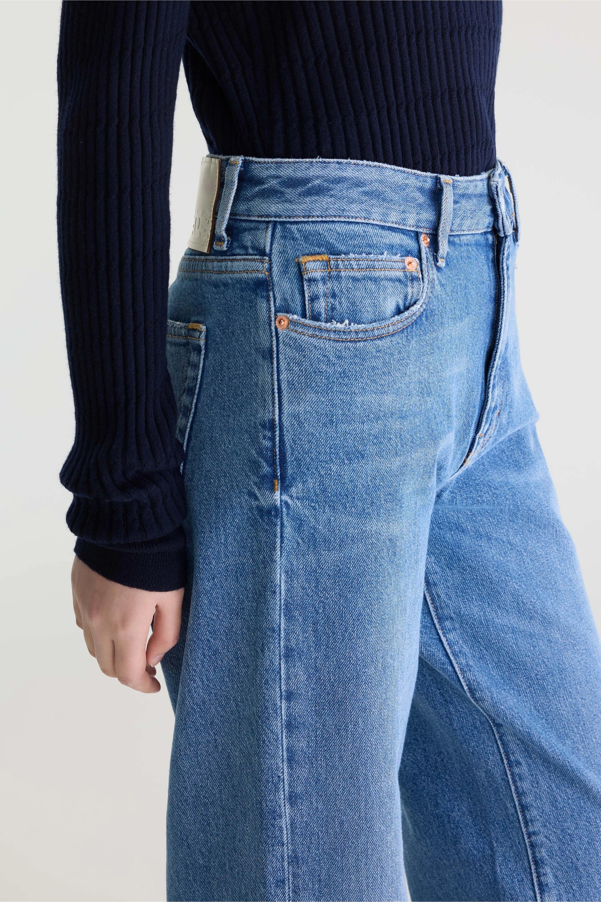 Jeans coupe droite bleu moyen Kia no.43 Bellerose -- Bonny Lyon
