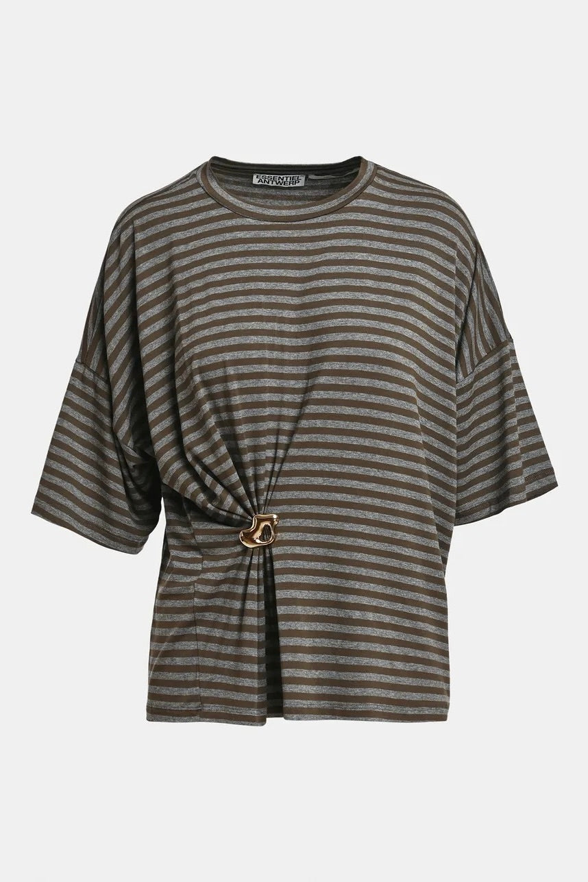 T-shirt à rayures coupe oversized avec détails de broche dorée Kriss Essentiel Antwerp -- Bonny Lyon