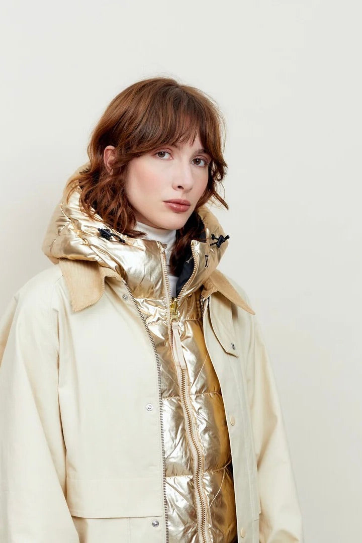 Capuche Doudoune dorée et noire