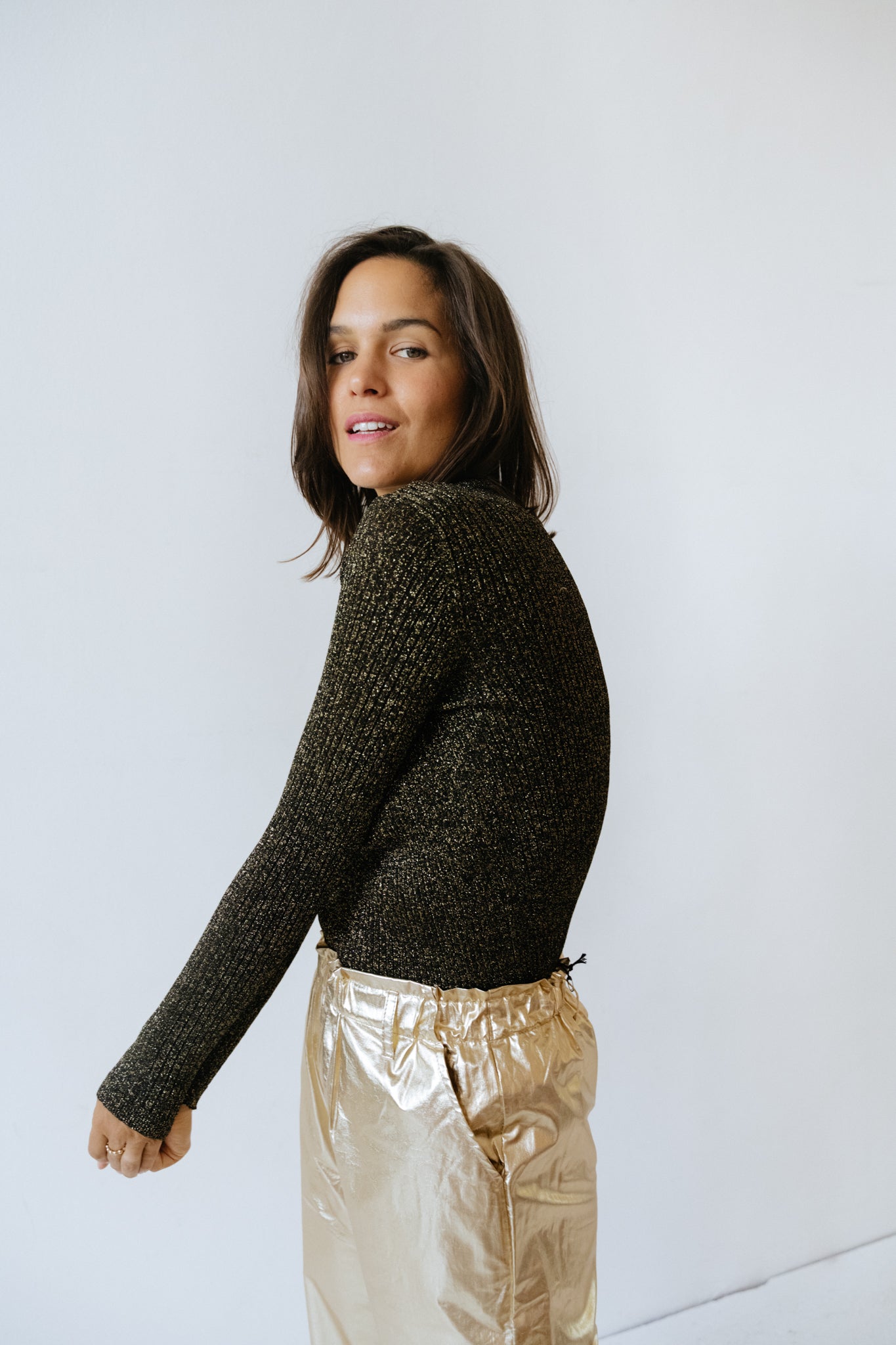 Pull Mela Black
