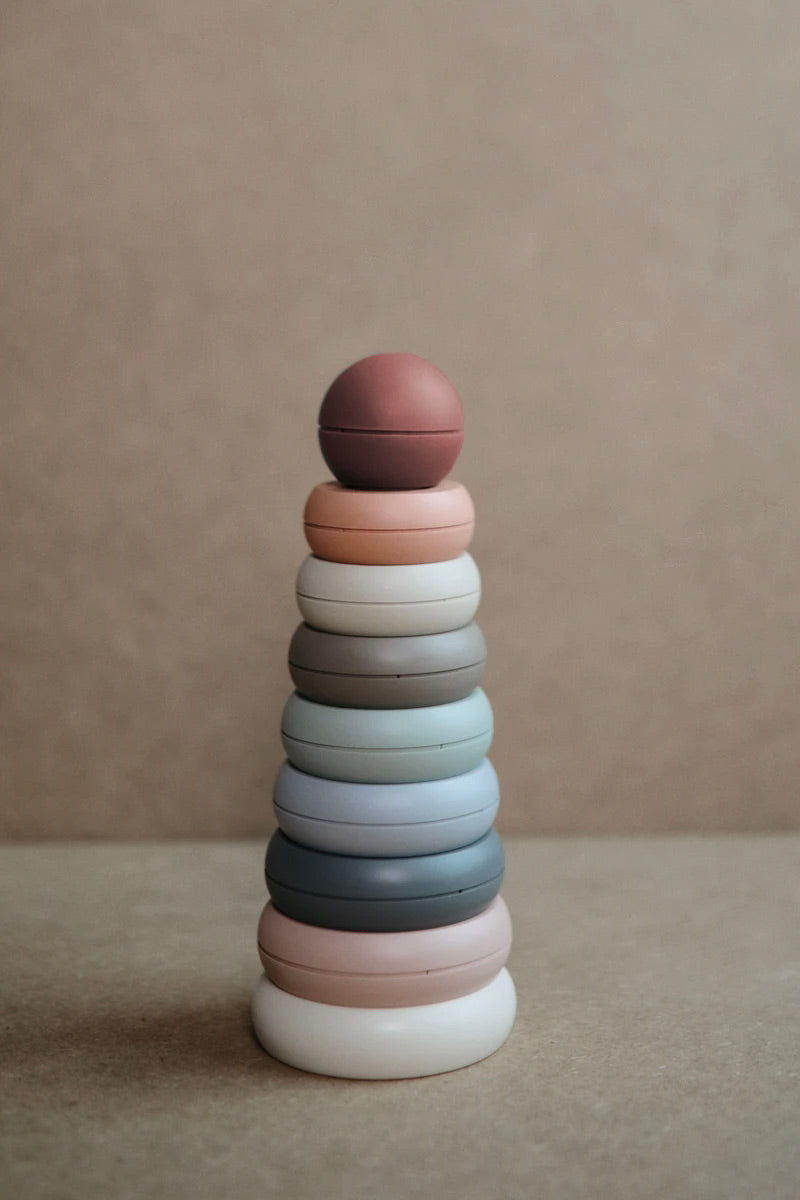 Stacking Rings Toy Mushie Bonny Lyon