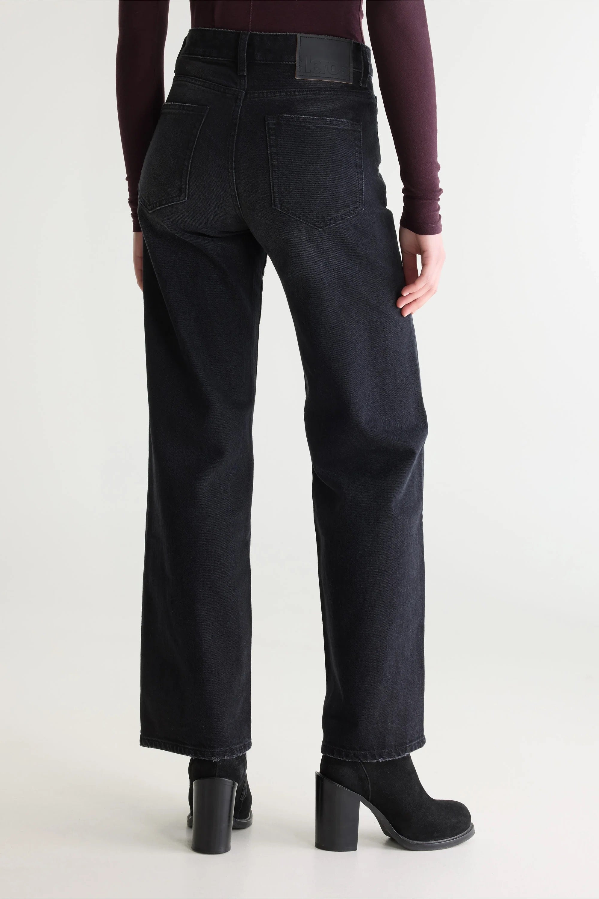 Jeans coupe droite noir délavé Bellerose Kia no.43 Used Black -- Bonny Lyon 