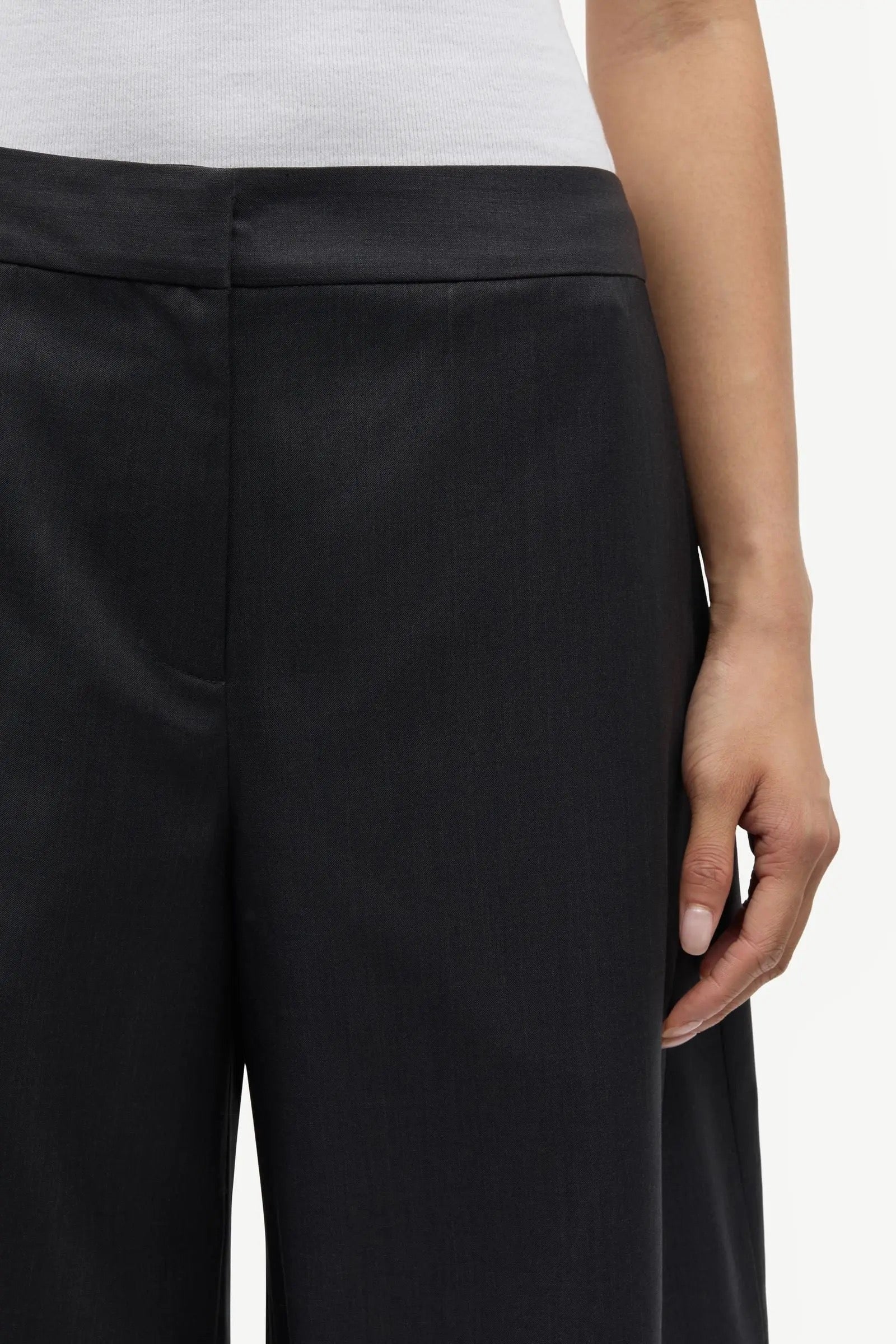 Pantalon barrel en laine mélangée gris anthracite Saroko Samsoe Samsoe -- Bonny Lyon 