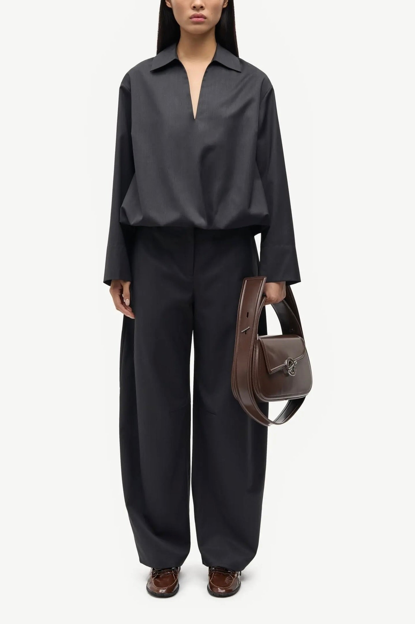 Pantalon barrel en laine mélangée gris anthracite Saroko Samsoe Samsoe -- Bonny Lyon 