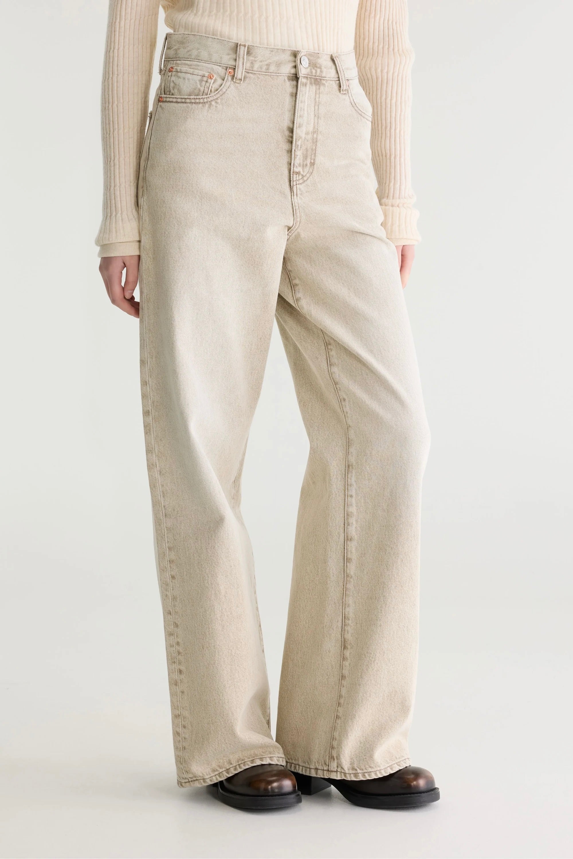 Jeans no.64 Beige Snow