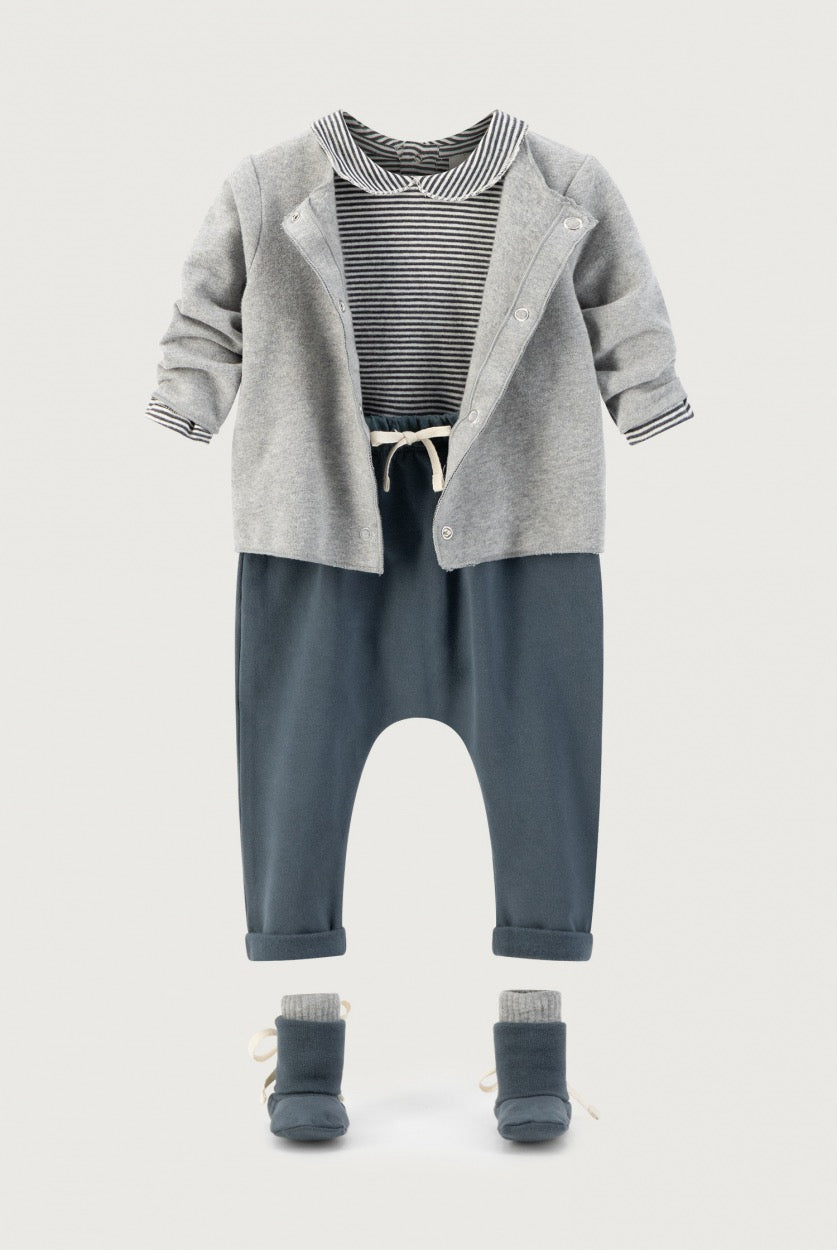 Cardigan pour bébé en molleton coton organique coupe raglan Gray Label -- Bonny Lyon 