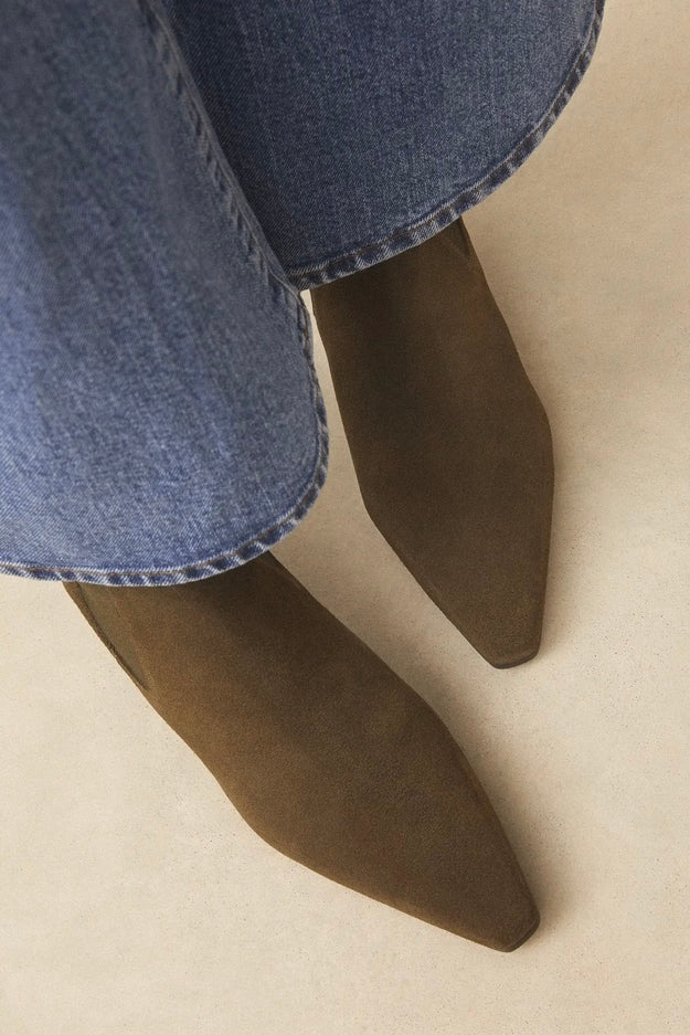 Bottines en suède à tige haute élastique et talons de 5cm modèle no.525 Rivecour -- Bonny Lyon