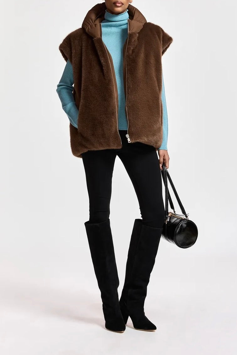 Veste en fausse fourrure et matelassé marron, capuche, manches amovibles Kbeauty Bear Me Essentiel Antwerp -- Bonny Lyon 