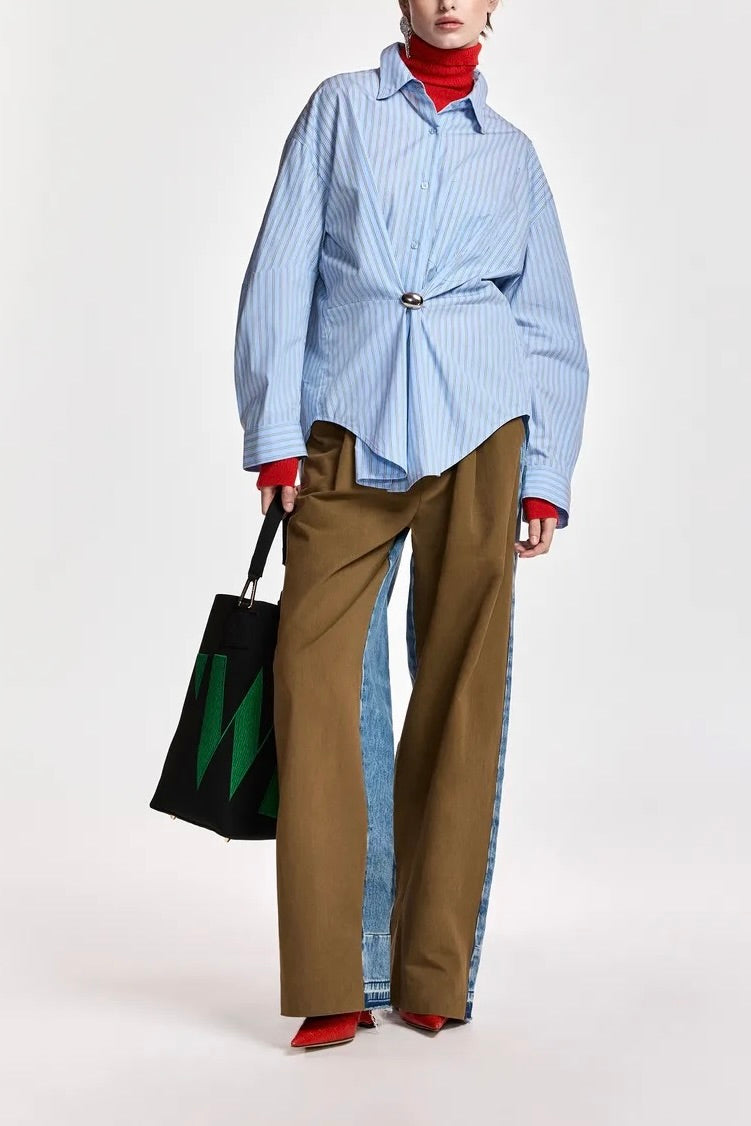 Chemise oversized drappée sur le devant avec broche amovible Kreative essentiel antwerp -- Bonny Lyon 