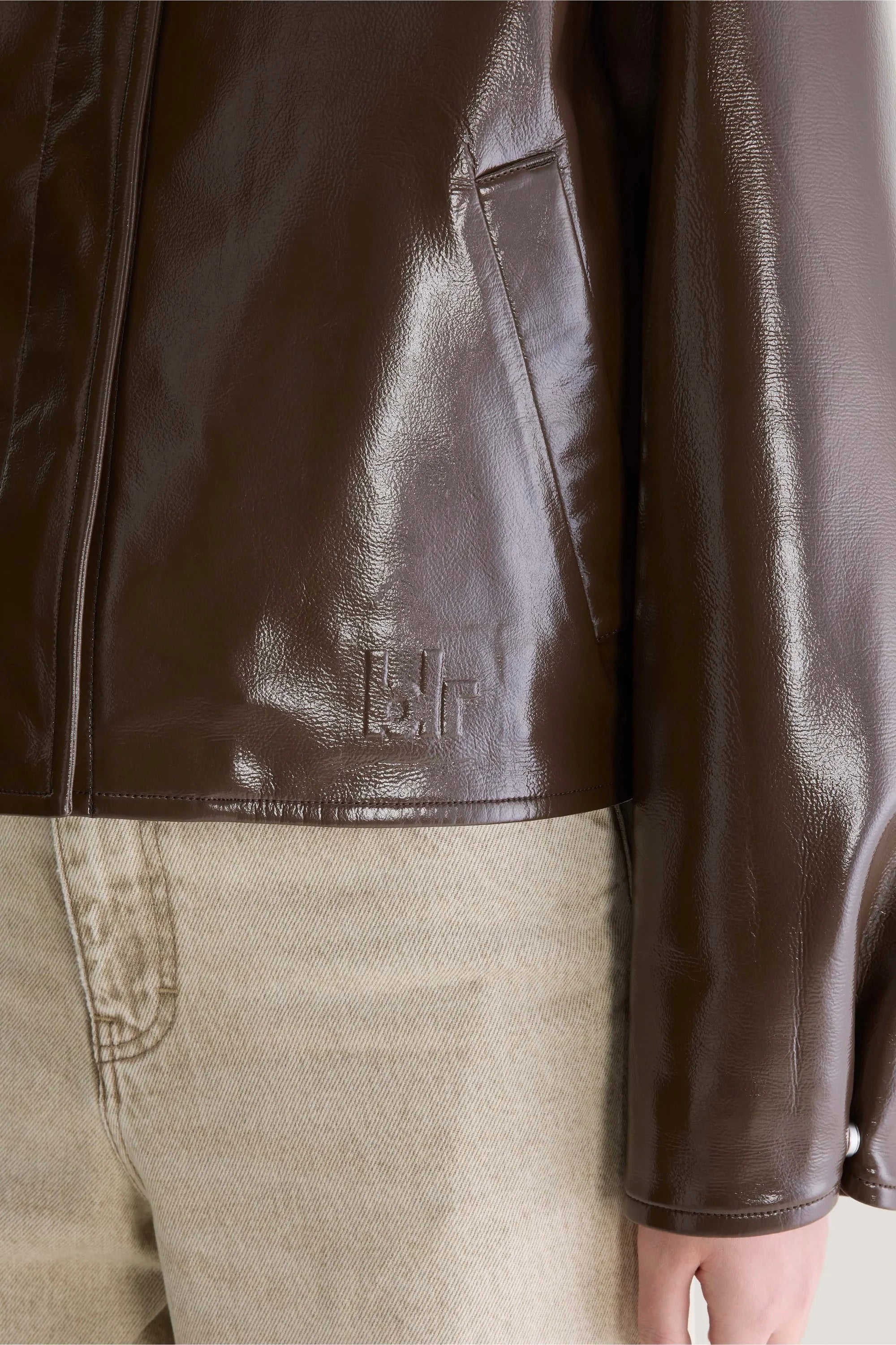Veste courte en vinyle brun Harred Bellerose -- Bonny Lyon 