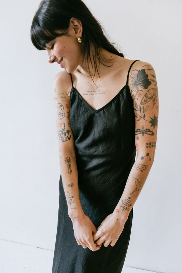 Robe Linen Slip Black